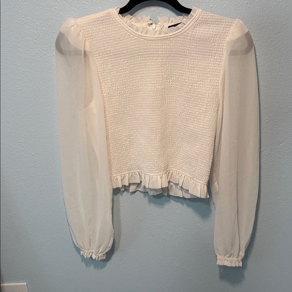 🛍️ TRUTH BY REPUBLIC white top size small